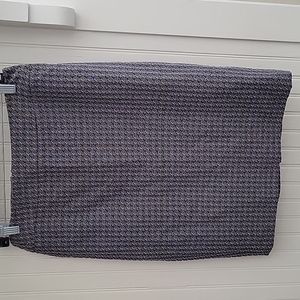 Armani Collezioni Gray Pencil Skirt USA Sz 6